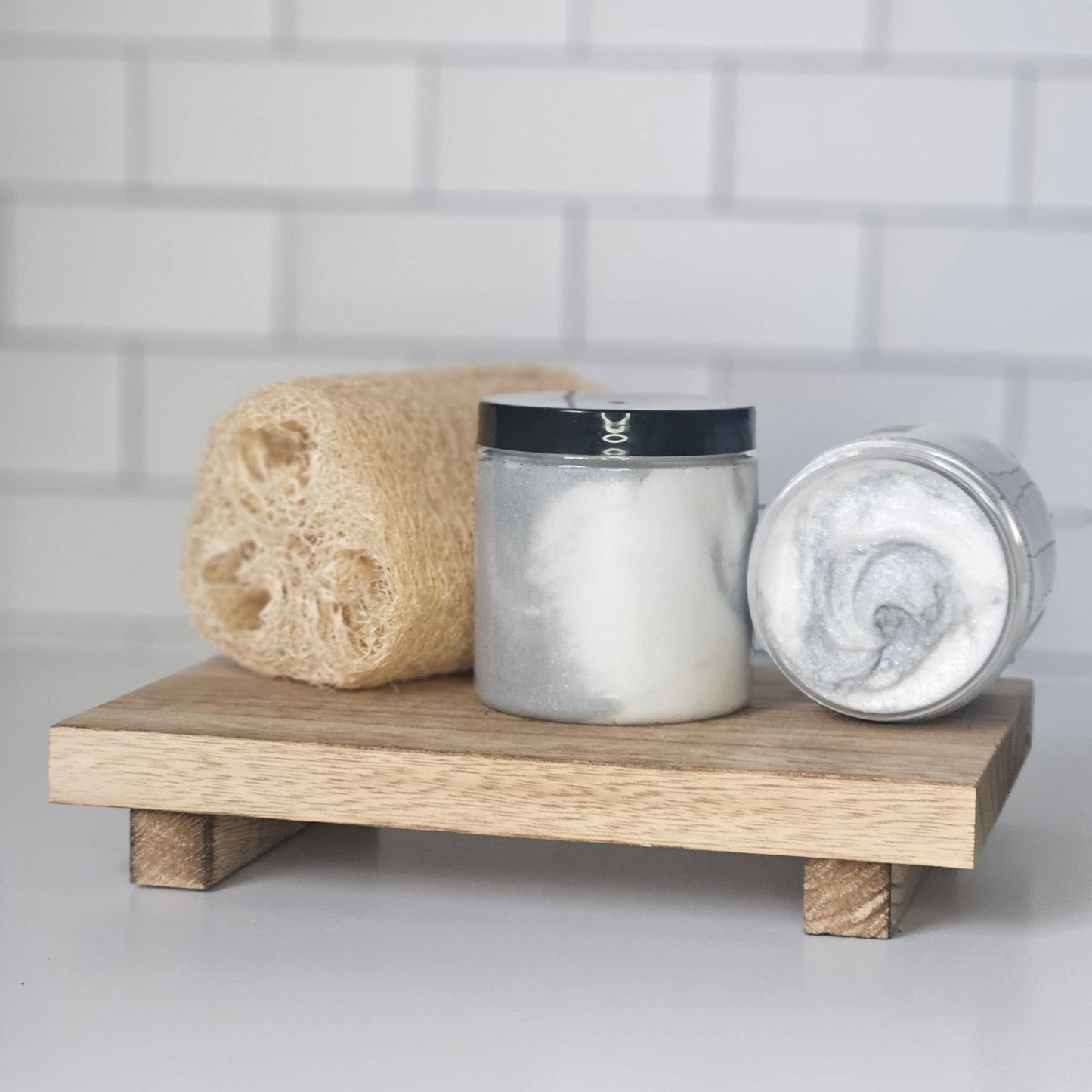 8oz Frosted Coconut Snowball Foaming Sugar Scrub