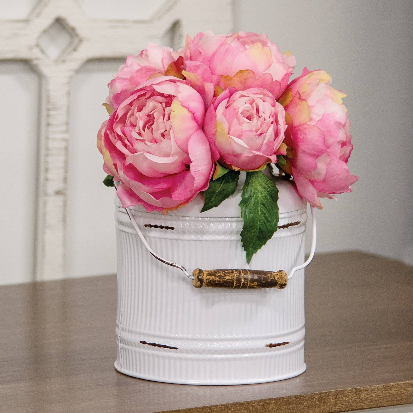 Distressed White Metal Ribbed Flower Garden Bucket w/Handle